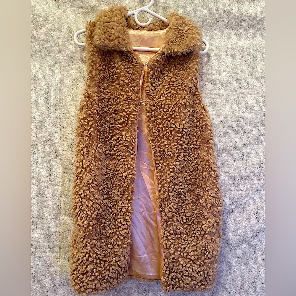 Pink Long fur vest with pockets!